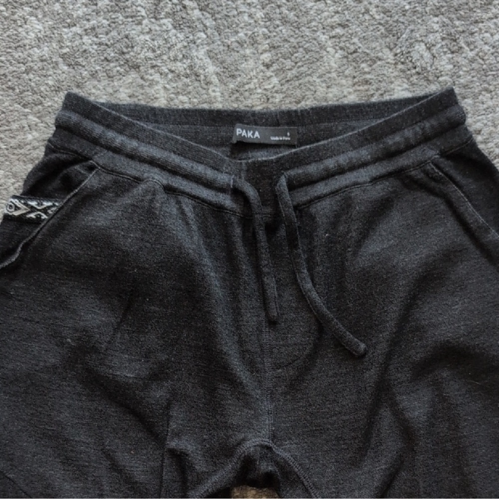 Paka Dark Gray Sweatpants/Joggers